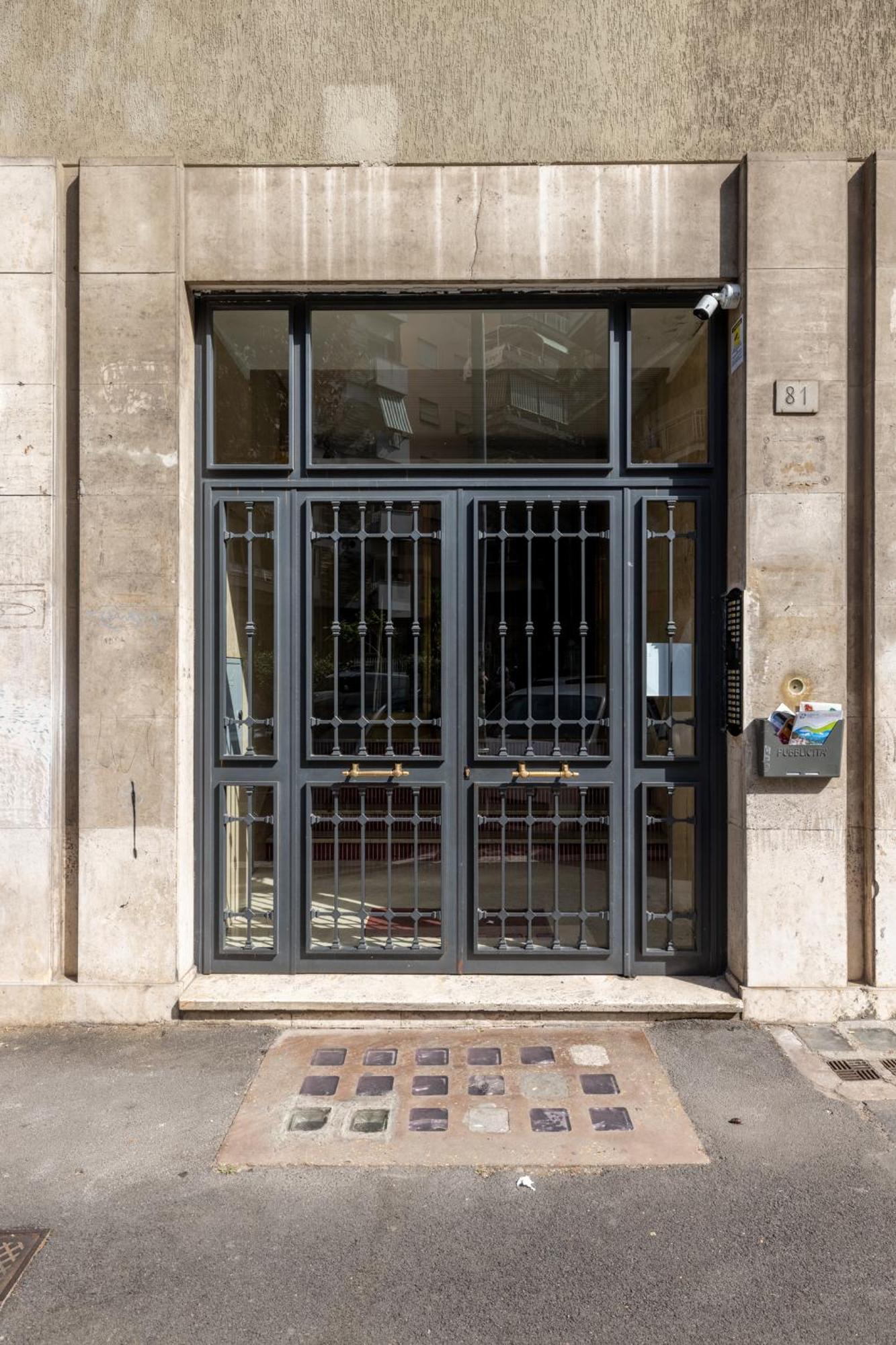 Next Stop Vatican Guesthouse โรม ภายนอก รูปภาพ